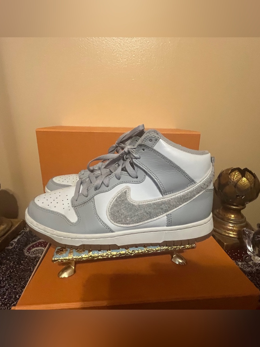 Nike Dunk High Smoke Grey Chenille Swoosh Size 9 Mens Sneakers DR8805-003